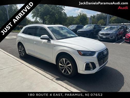 2023 Audi Q5 45 S line Premium Plus