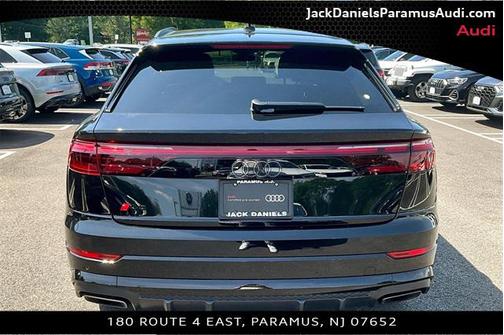 2025 Audi Q8 55 Premium Plus
