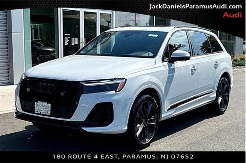 2025 Audi Q7 55 Premium Plus