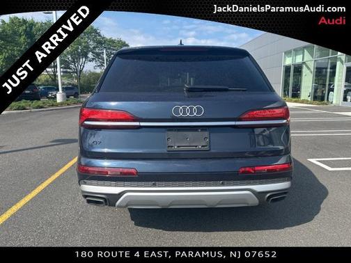 2025 Audi Q7 45 Premium