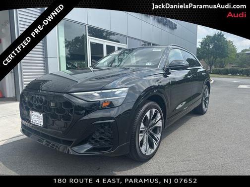 2025 Audi Q8 55 Premium Plus