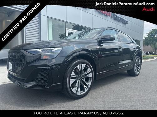 2025 Audi Q8 55 Premium Plus