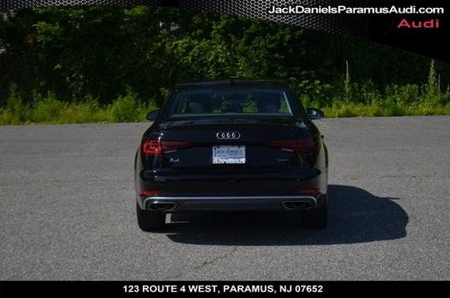 Photo 4 of 26 of 2019 Audi A4 2.0T Premium