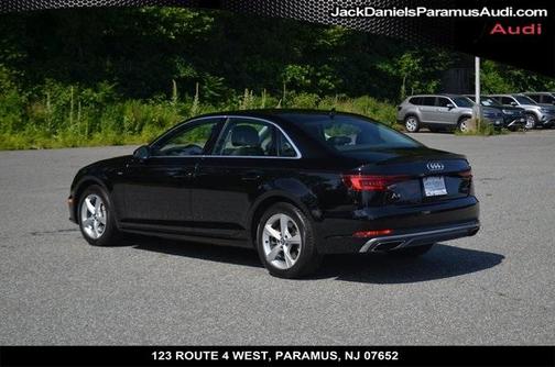 Photo 5 of 26 of 2019 Audi A4 2.0T Premium