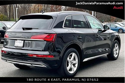 2023 Audi Q5 Premium 40 TFSI quattro S tronic