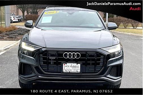 2023 Audi Q8 Premium Plus 55 TFSI quattro Tiptronic