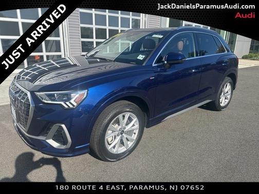 2023 Audi Q3 Premium 45 TFSI S line quattro Tiptronic