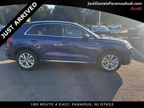 2023 Audi Q3 Premium 45 TFSI S line quattro Tiptronic