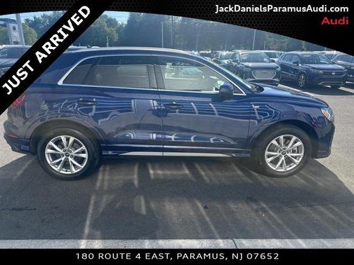 2023 Audi Q3 Premium 45 TFSI S line quattro Tiptronic