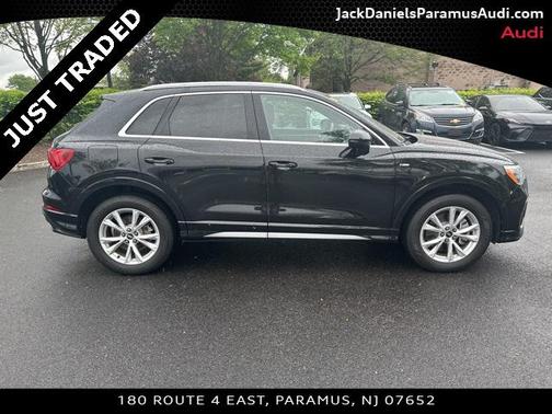 2021 Audi Q3 45 S line Premium