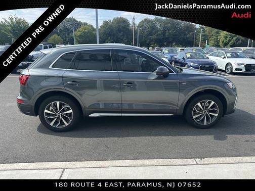 2023 Audi Q5 45 S line Premium