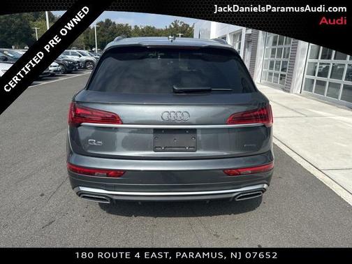 2023 Audi Q5 45 S line Premium