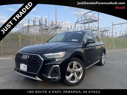 2022 Audi Q5 45 S line Prestige