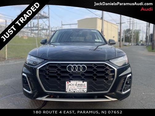 2022 Audi Q5 45 S line Prestige