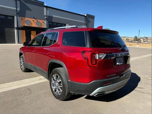 2023 GMC Acadia AWD SLT
