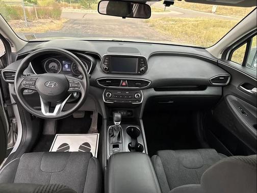 2019 Hyundai SANTA FE SE 2.4