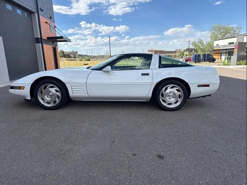 White 1993 Chevrolet Corvette Base