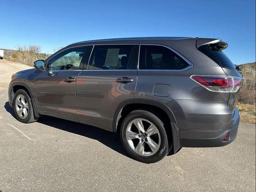 2016 Toyota Highlander Limited