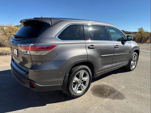 2016 Toyota Highlander Limited