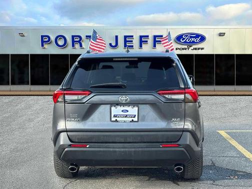 Magnetic Gray Metallic 2021 Toyota RAV4 XLE