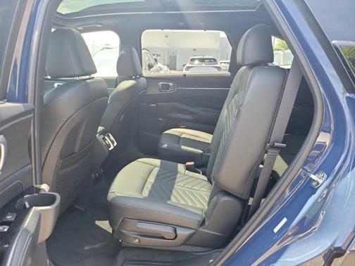 2024 Kia Sorento SX