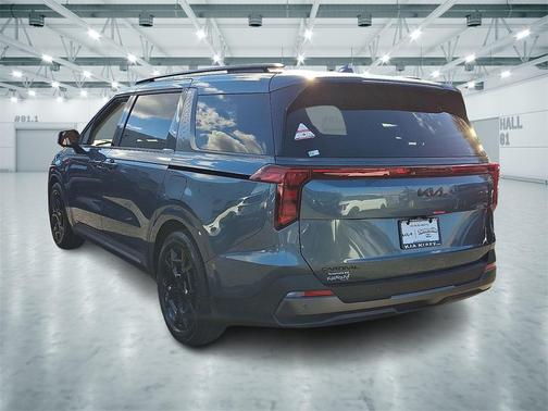 2026 Kia Carnival SX