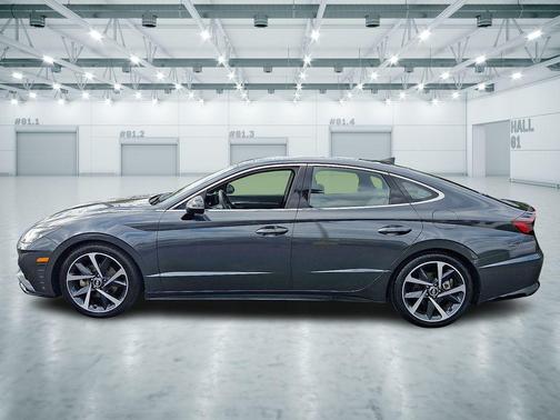 2022 Hyundai SONATA SEL Plus