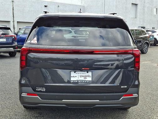 2026 Kia Carnival Hybrid SX