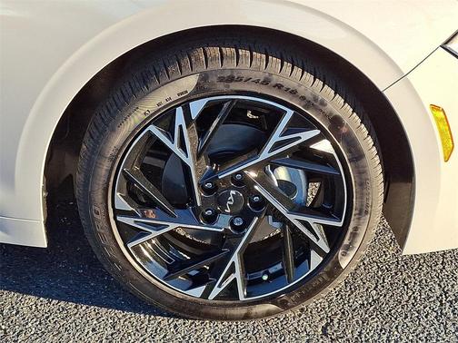 2026 Kia K5 GT-Line AWD