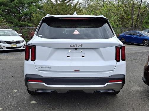 2025 Kia Sorento S