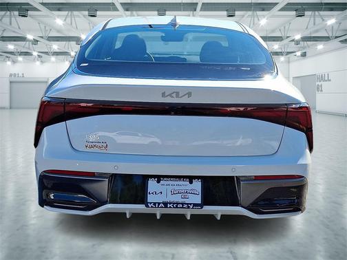 2025 Kia K5 LXS