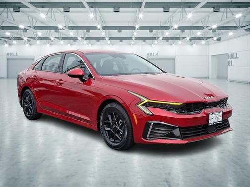 2025 Kia K5 LXS