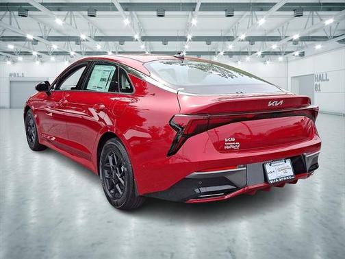 2025 Kia K5 LXS