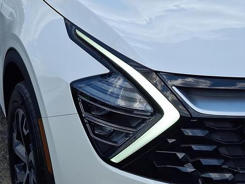 2025 Kia Sportage Hybrid EX