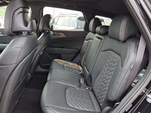 Ebony Black 2026 Kia Sportage X-Line