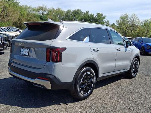 Wolf Gray 2026 Kia Sorento S