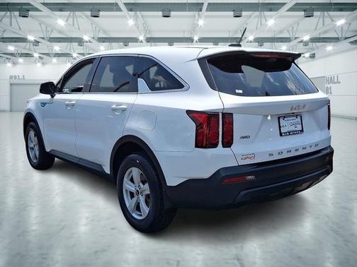 2022 Kia Sorento LX