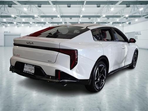 2025 Kia K4 GT-Line