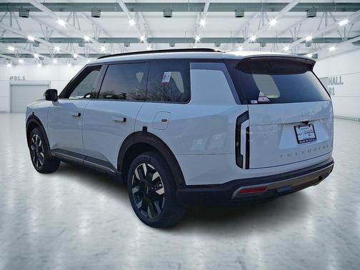Glacial White Pearl 2027 Kia Telluride S