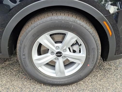 2025 Kia Sorento LX