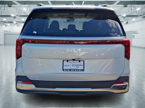 2026 Kia Carnival SX