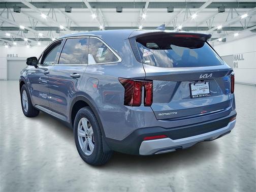 2025 Kia Sorento LX