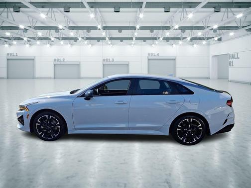 Glacial White Pearl 2024 Kia K5 GT-Line