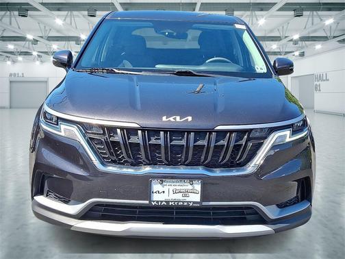 2022 Kia Carnival LX