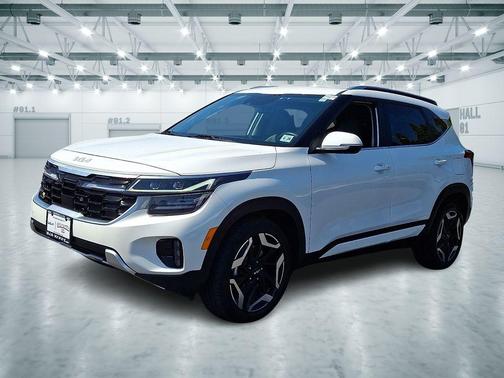 Snow White Pearl 2024 Kia Seltos SX Turbo