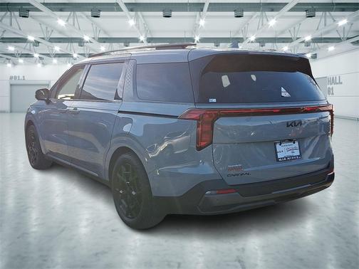2026 Kia Carnival SX