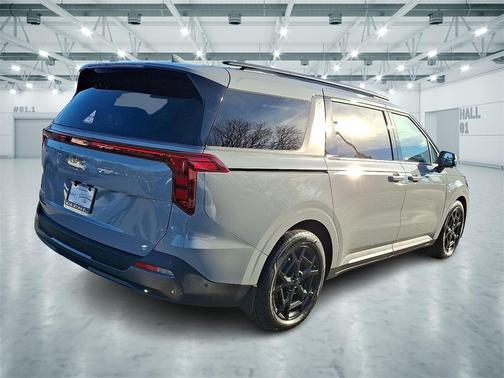 2026 Kia Carnival SX