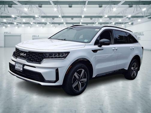Glacial White Pearl 2023 Kia Sorento S