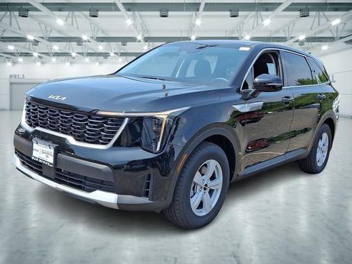 2025 Kia Sorento LX