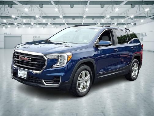 Marine Metallic 2022 GMC Terrain SLE
